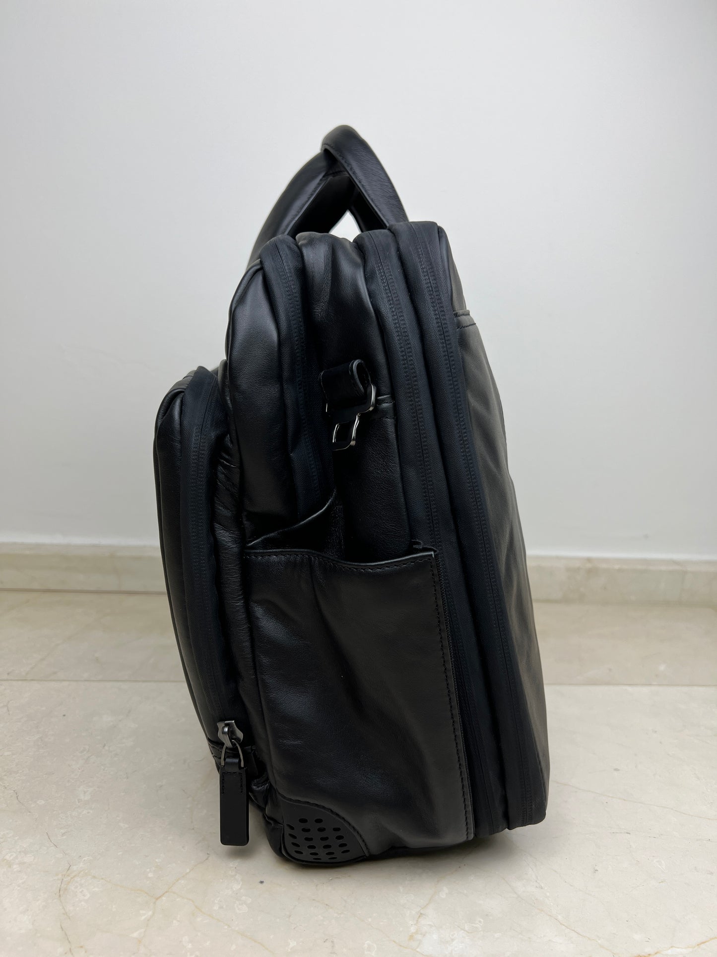 Piquadro Urban Leather Laptop Briefcase