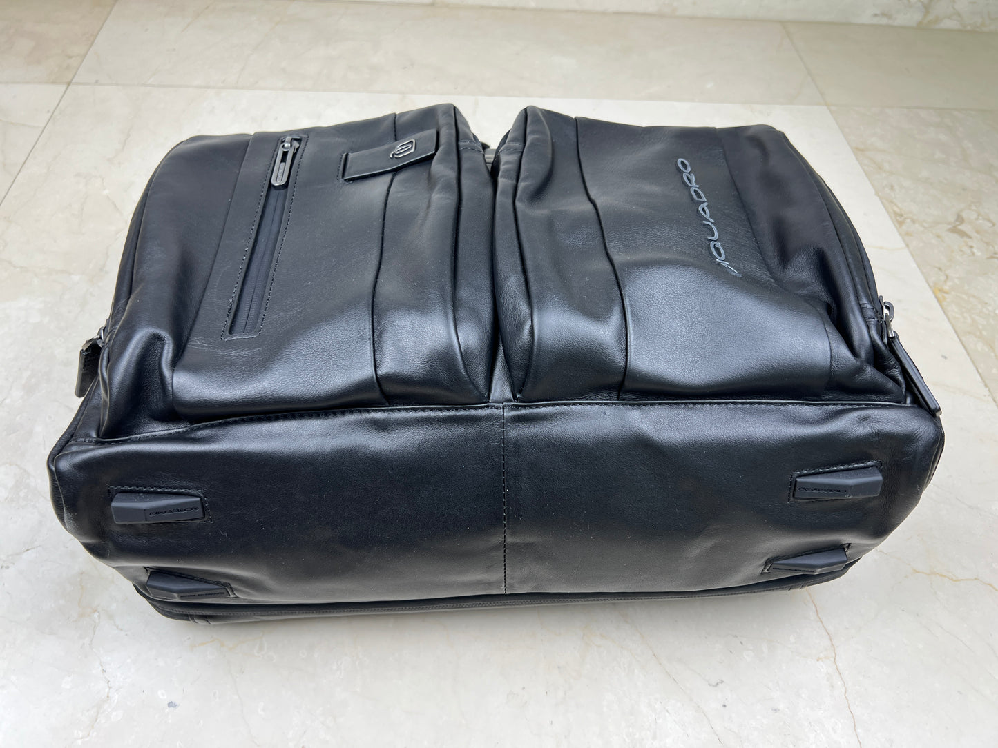 Piquadro Urban Leather Laptop Briefcase