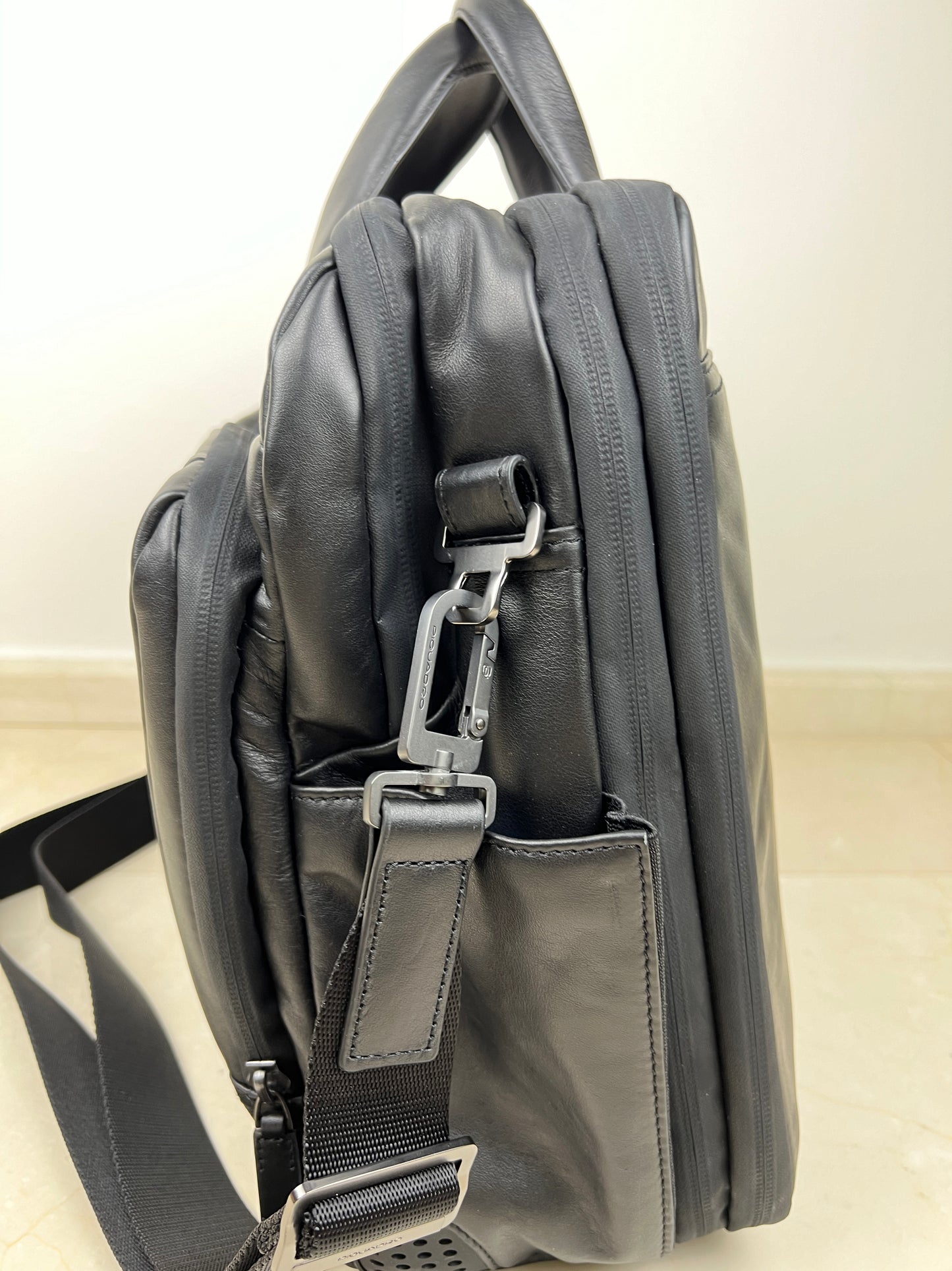 Piquadro Urban Leather Laptop Briefcase