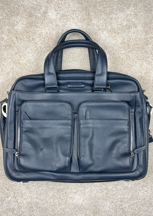 Piquadro Modus Erweiterbare schlanke Laptoptasche 15,6"